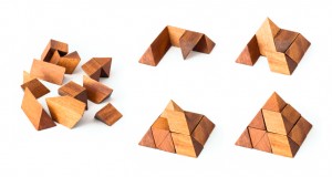 Wooden pyramid puzzle